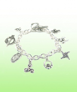 cb9546-8-charm-toggle-bracelet